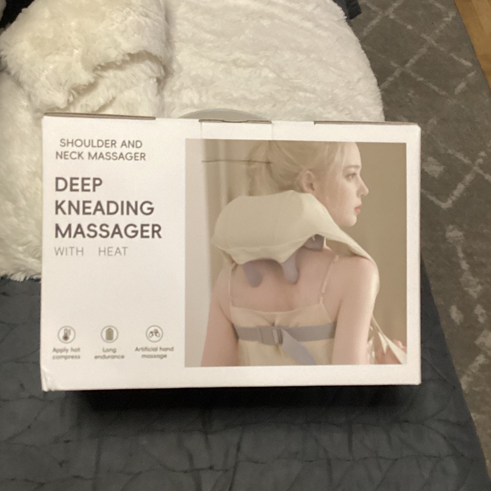New Deep Kneading Massager with Heat - Great Gift Idea!